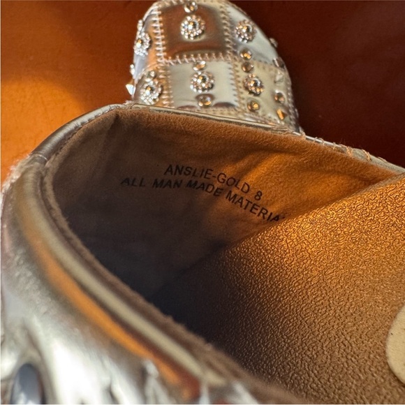 Azalea Wang Anslie Studded Mules Gold & Silver  8 - Picture 9 of 9